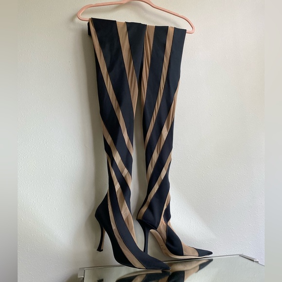 Like new JIMMY CHOO x Mugler over-the-knee sock boots 41 - Picture 13 of 14